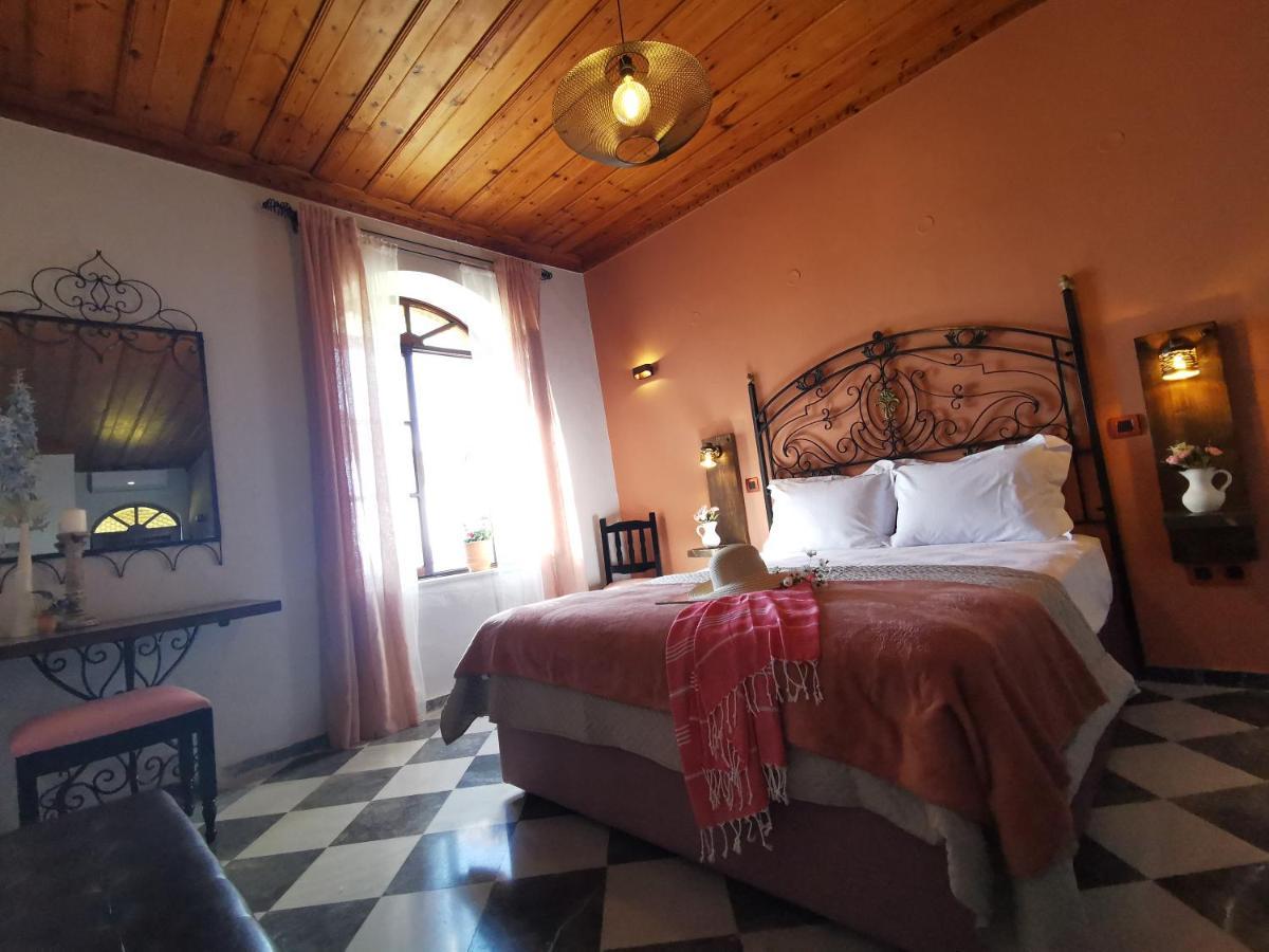 Terracotta Boutique Beach Studios Mithimna Luaran gambar